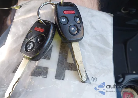 2006 Honda Cr-V Ex z USA, uszkodzony, nr VIN SHSRD78806U422223